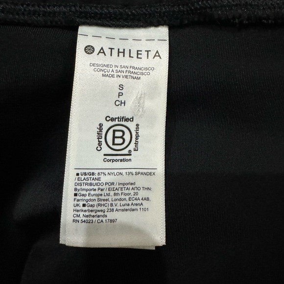 Athleta Gleam Short NWT Black Stylish Workout Evening Out Small designer bottom - Picture 3 of 8